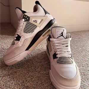 Air Jordan 4 Military Black